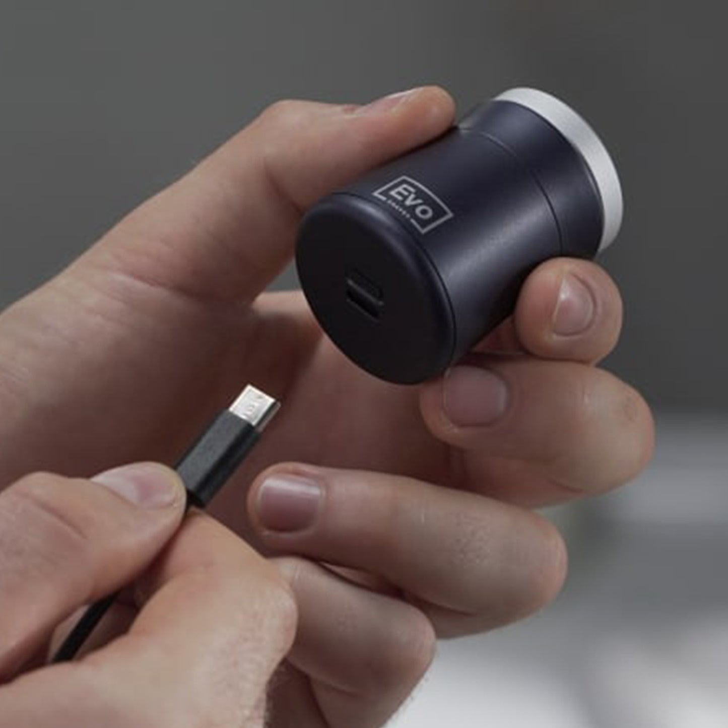 EVO Electric Portable Shaver
